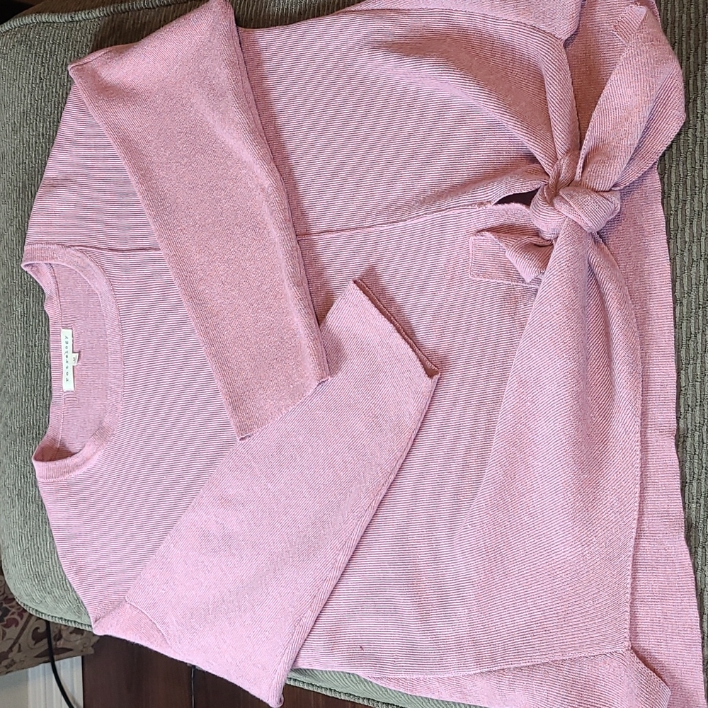 Retrology Sweater - Picture 12 of 13
